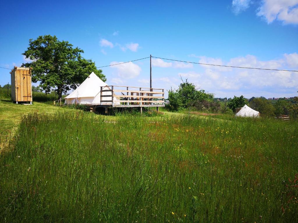 Photo de la galerie de l'établissement Sous les Toiles de PauTiLou, à Molles