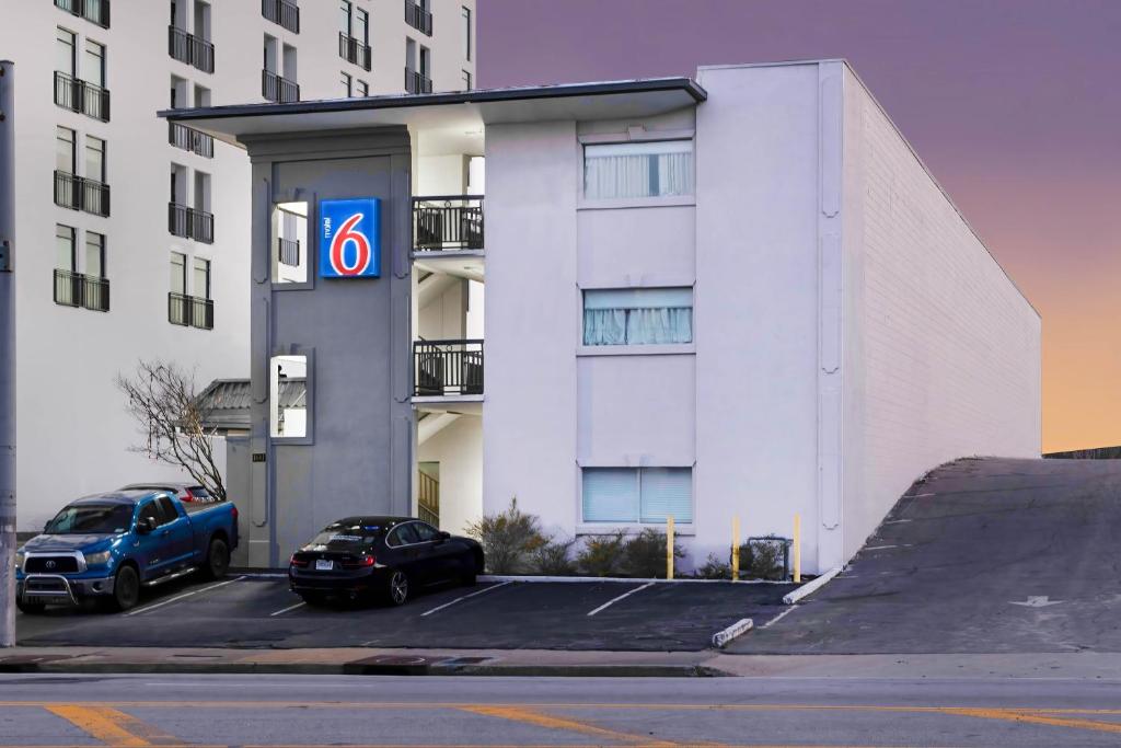 Motel 6 Atlanta, Ga - Midtown Image
