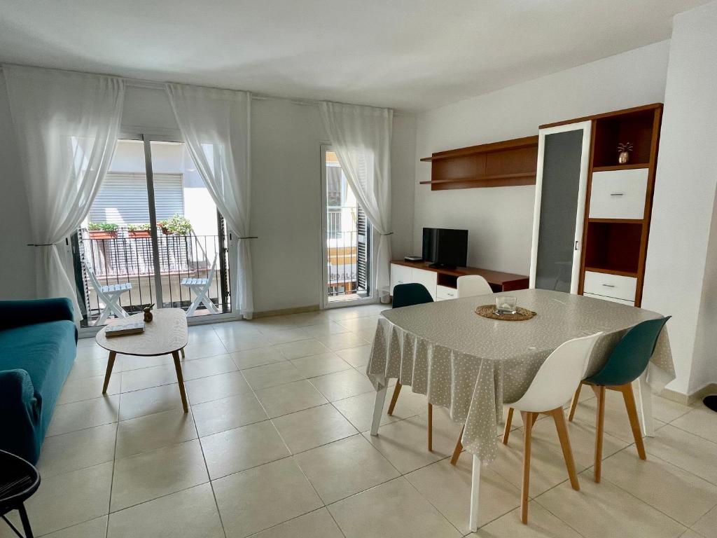 Sant Pau Beach Home with terrace 7