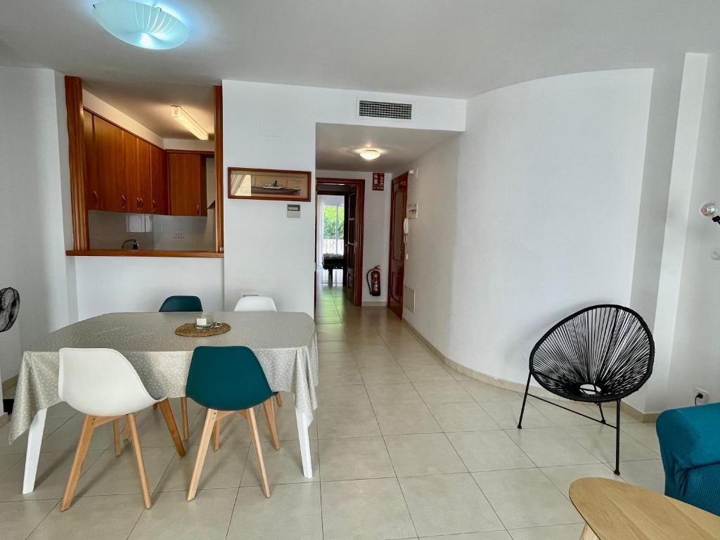 Sant Pau Beach Home with terrace 6