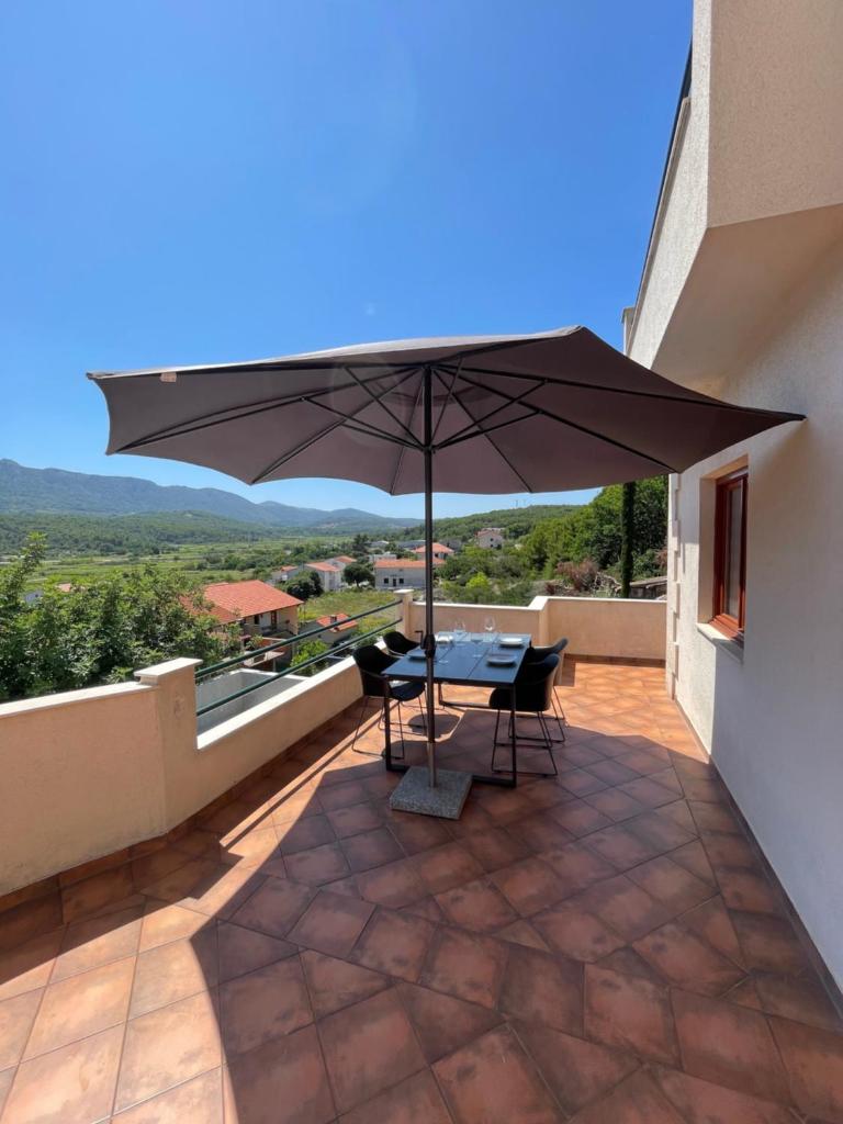 Apartments Belic with pool 5