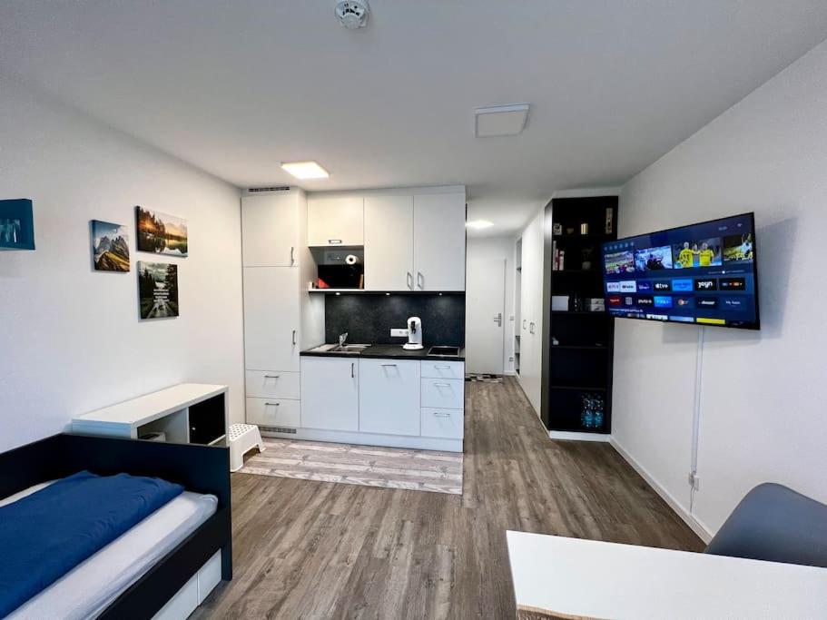 Carefree Mikroapartment inkl. Balkon + Tiefgarage 4