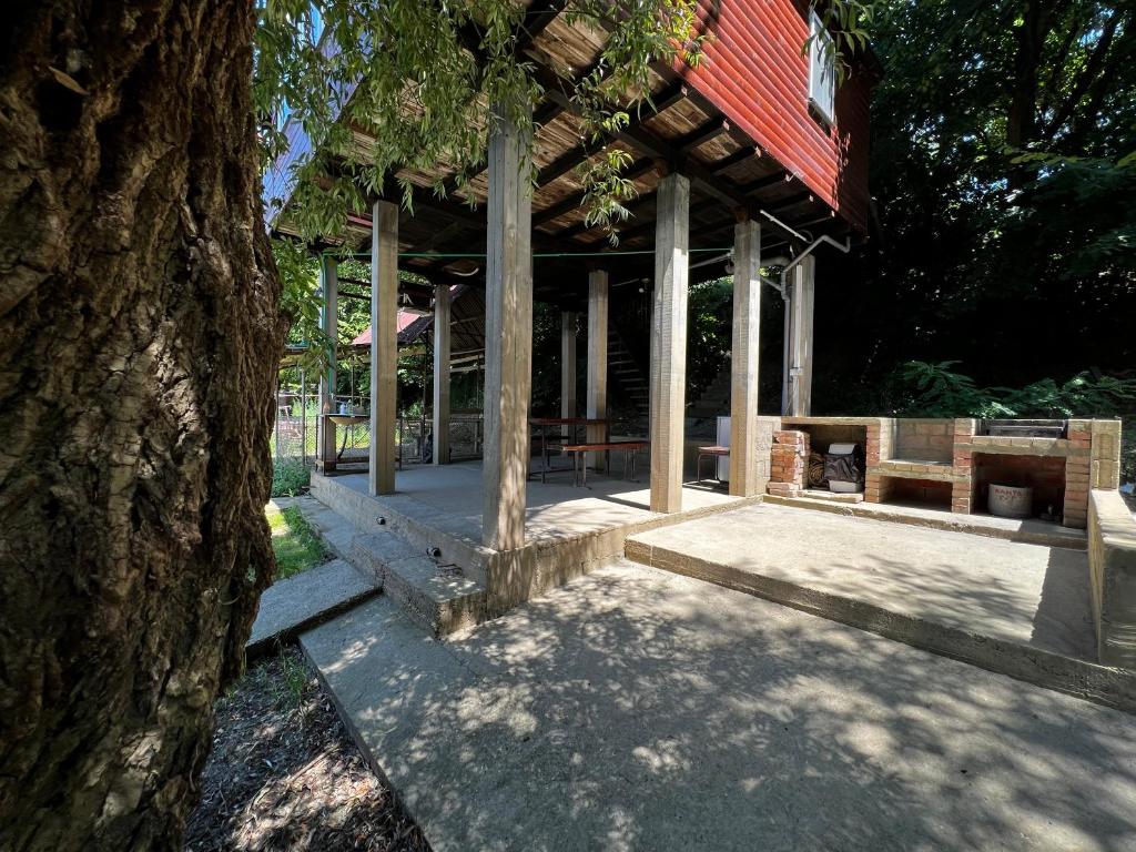 Sojenica Zaton - Stilt House 6