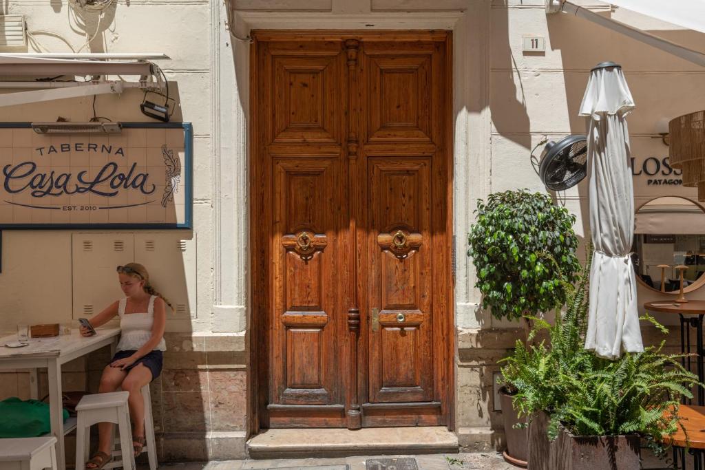 LU&CIA Calle Strachan 6