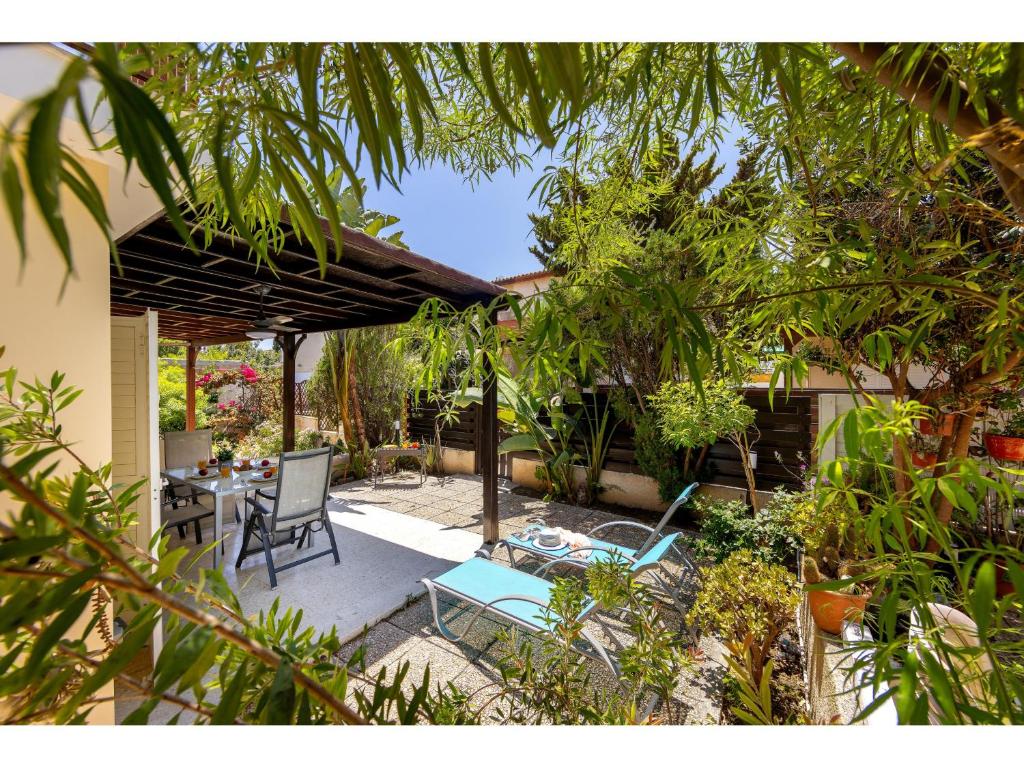 Anas Kiti Seaside Villa 6