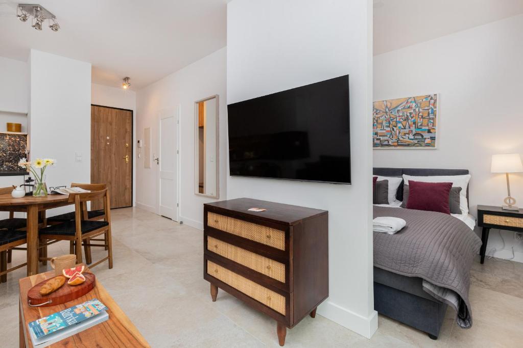 Plac Unii Apartment Gdynia City Centre by Noclegi Renters 7