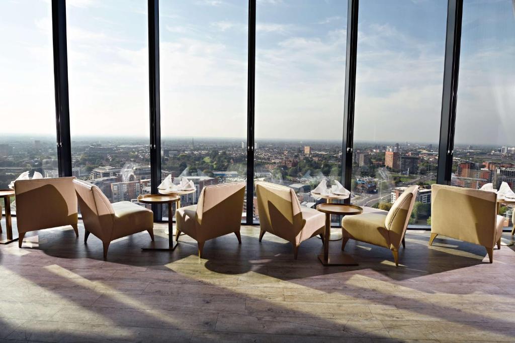 Hilton Manchester Deansgate Image