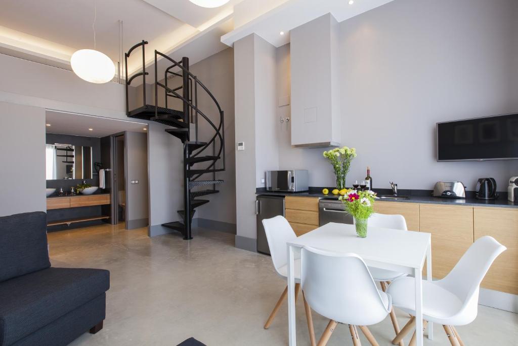 Kare No Apartments by Sitges Group 7