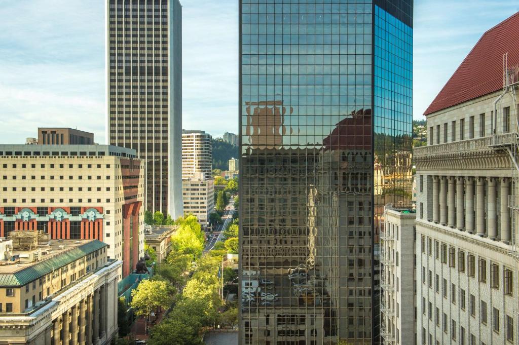 The Duniway Portland, A Hilton Hotel Image