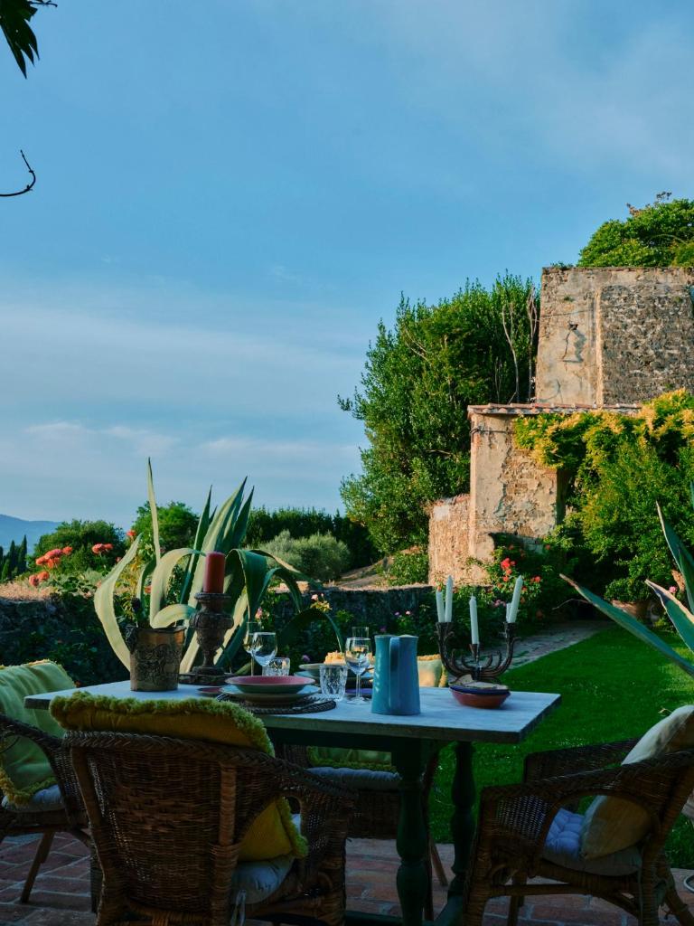 Charming cottage only for you, a hidden gem 10mn walk to historic center, stunning view 2