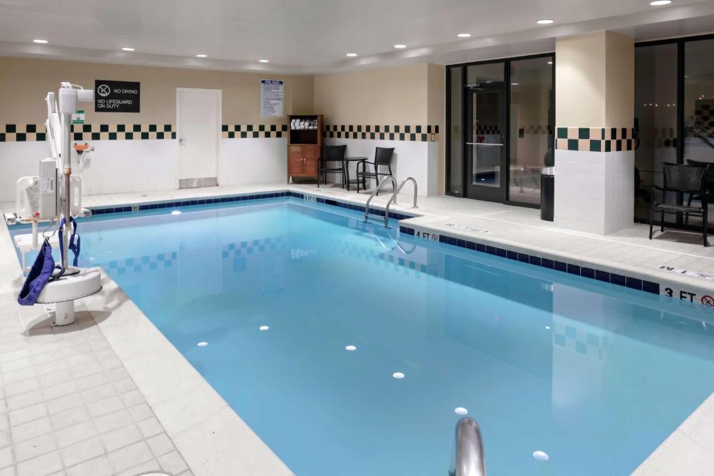 Hilton Garden Inn Atlanta Perimeter Center Image