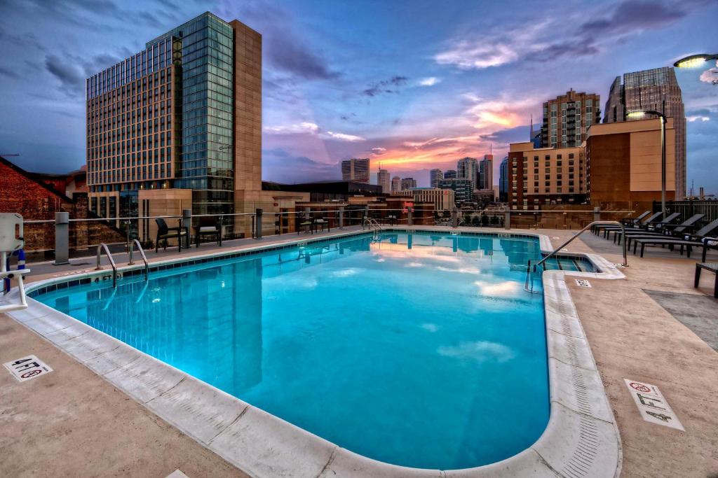 Hilton Garden Inn Nashville Downtown/Convention Center Image