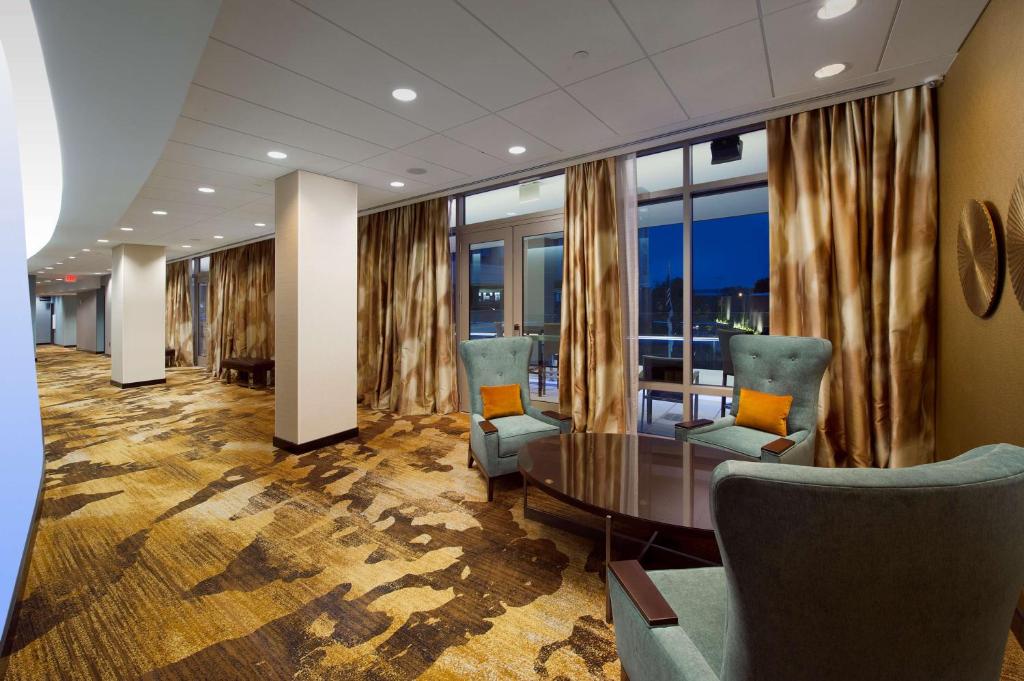 Homewood Suites by Hilton Washington DC NoMa Union Station Image
