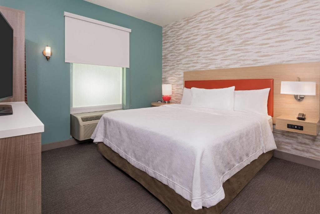 Home2 Suites By Hilton Orlando Near UCF Image