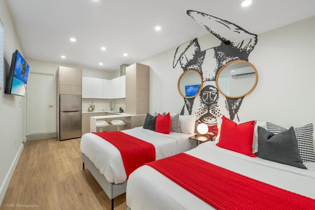 Miami Luxe Paradise - HtdPool, MiniGolf, Playground, BBQ, baby items 8