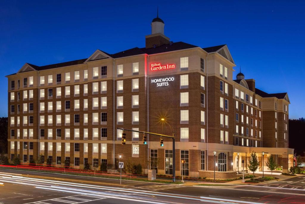 Hilton Garden Inn Charlotte Southpark Image