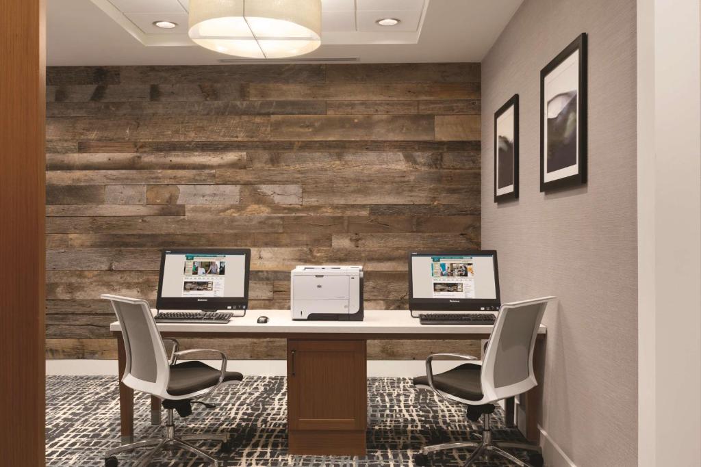 Homewood Suites by Hilton Pittsburgh Downtown Image