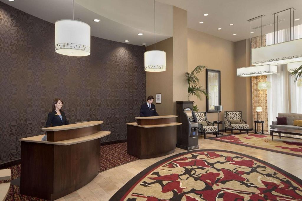 Embassy Suites Saint Louis - Downtown Image