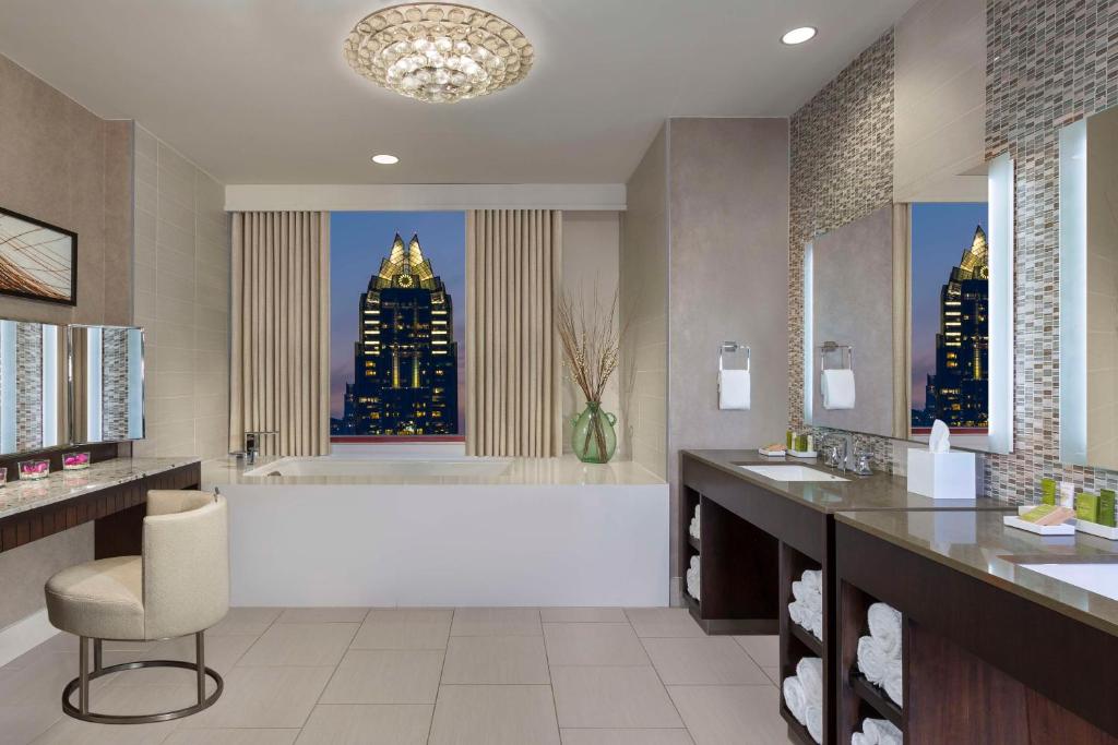 Hilton Austin Image