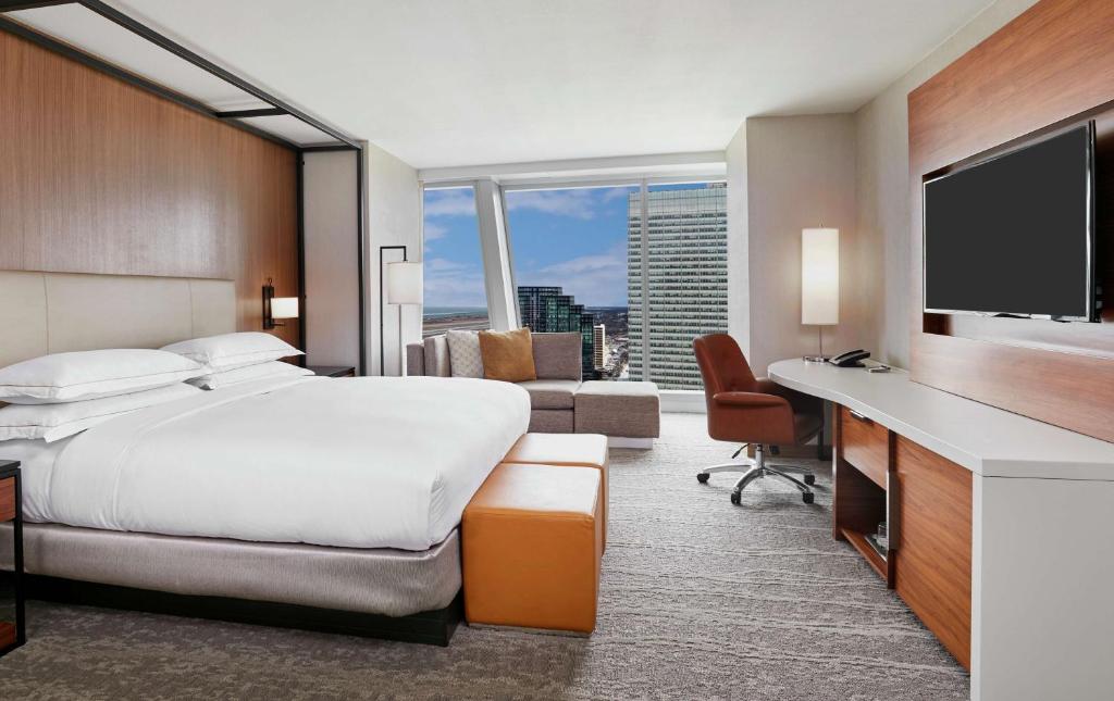Hilton Cleveland Downtown Image