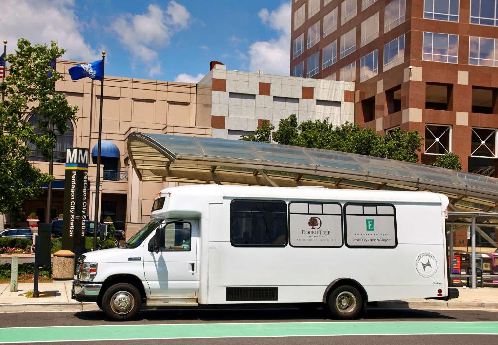 DoubleTree by Hilton Washington DC – Crystal City Image