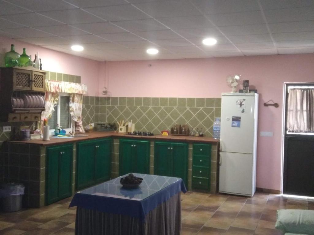 Almajar 4 8