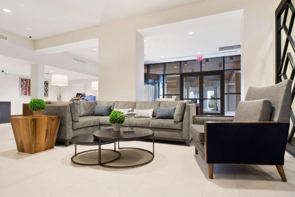 DoubleTree by Hilton New Orleans Image