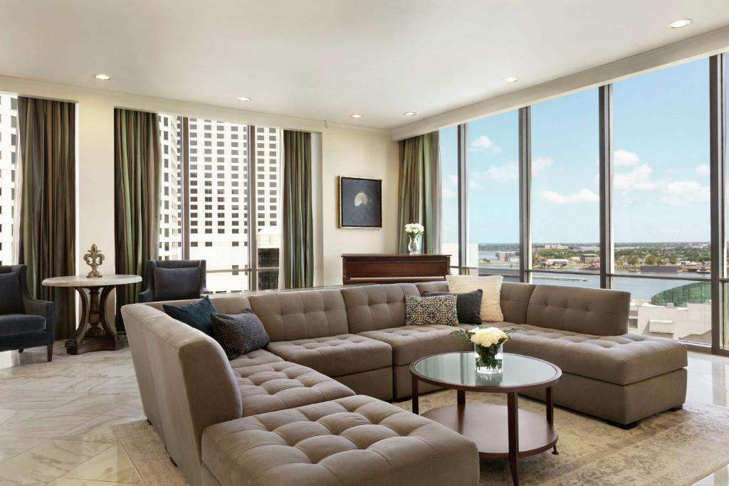 DoubleTree by Hilton New Orleans Image