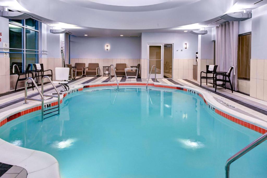 Hampton Inn & Suites by Hilton Atlanta Perimeter Dunwoody Image