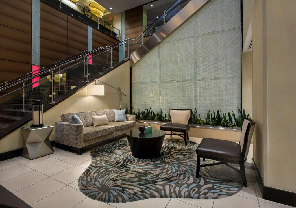 Hilton Garden Inn Washington D.C./U.S. Capitol Image