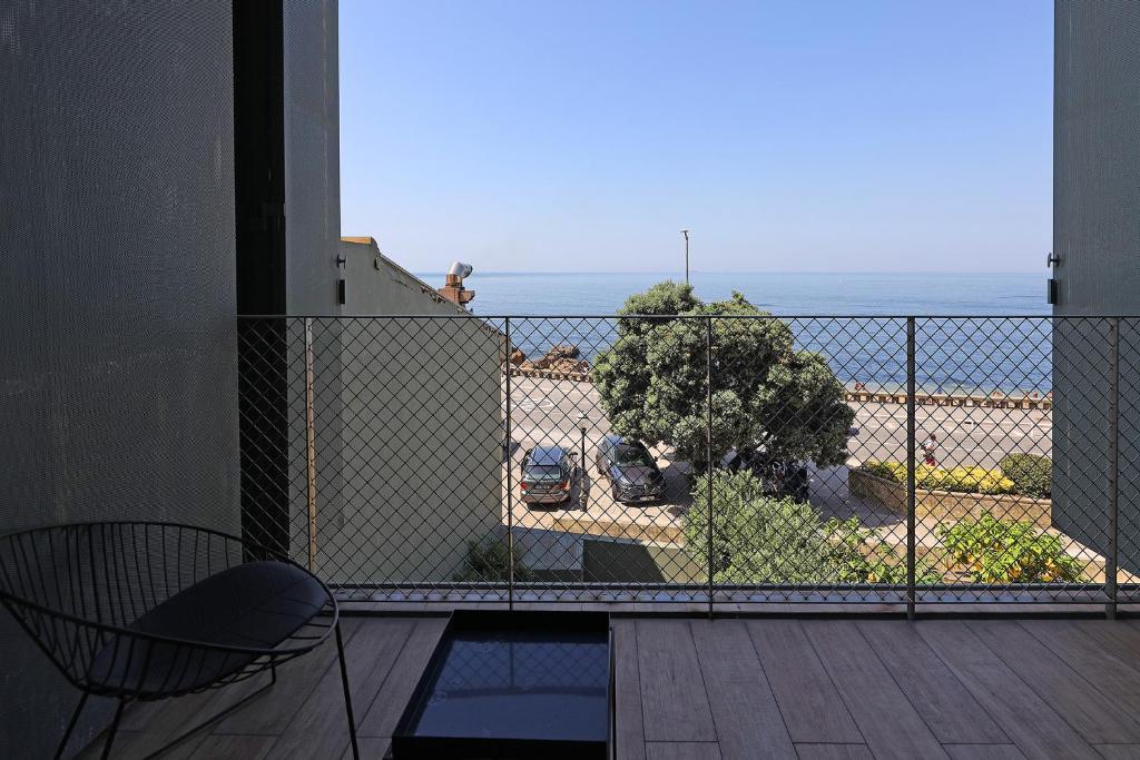 FLH Gilreu Beach Duplex with Sea View 7