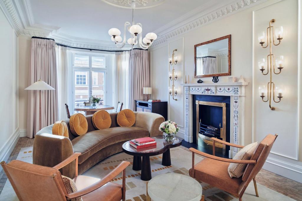 Claridge's, Maybourne Hotel Collection Image