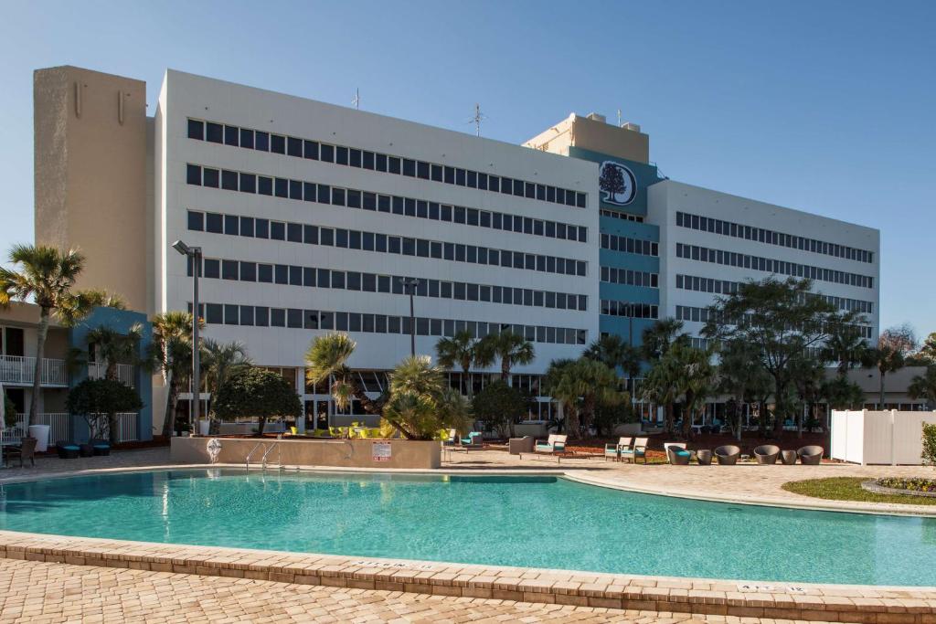 DoubleTree by Hilton Hotel Jacksonville Airport Image