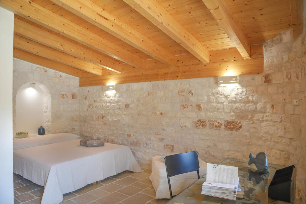 TD Trulli della Magnolia Trulli w Amazing Garden 7