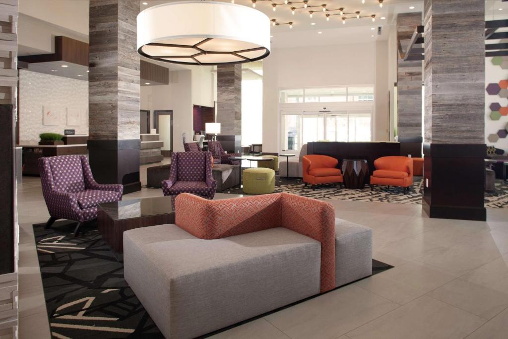 Hilton Garden Inn Charlotte Waverly Image