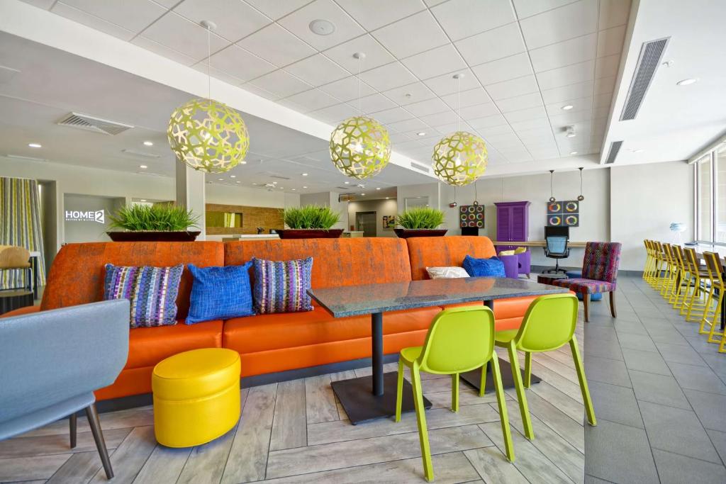 Home2 Suites By Hilton Blue Ash Cincinnati Image