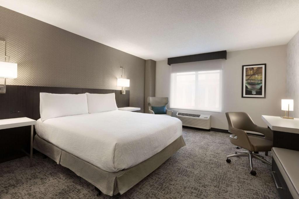 Hilton Garden Inn Washington DC Downtown Image
