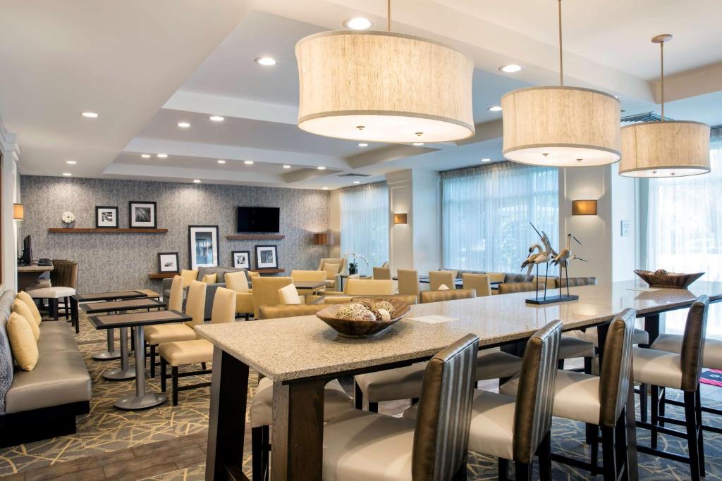 Hampton Inn Hallandale Beach-Aventura Image