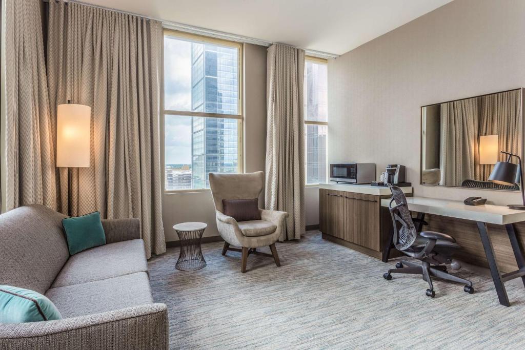 Hilton Garden Inn Indianapolis Downtown Image