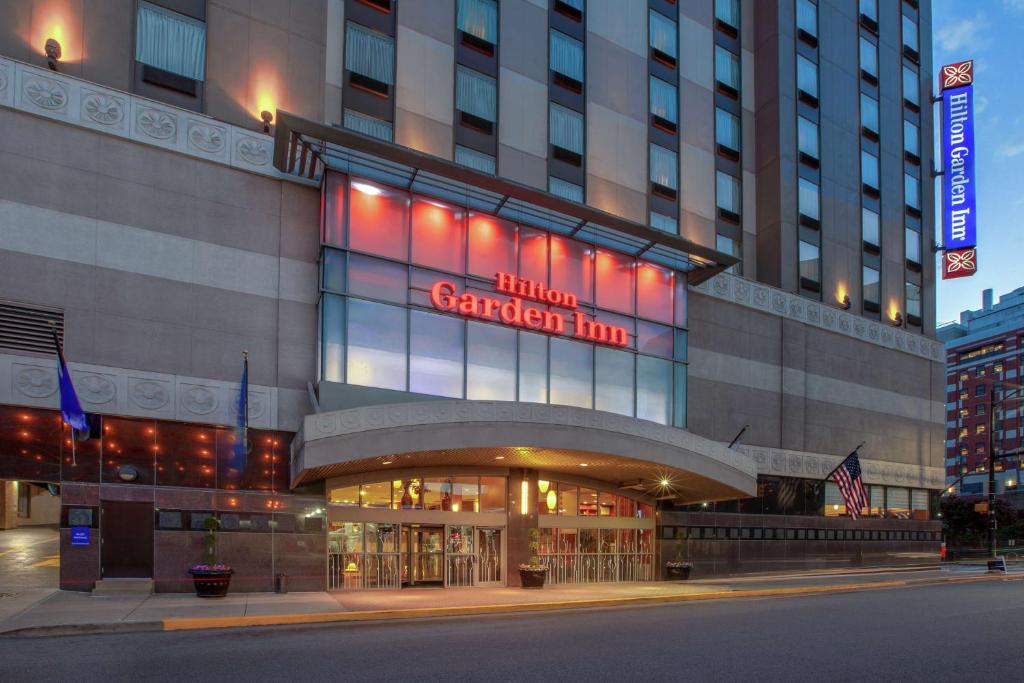 Hilton Garden Inn Pittsburgh University Place Image