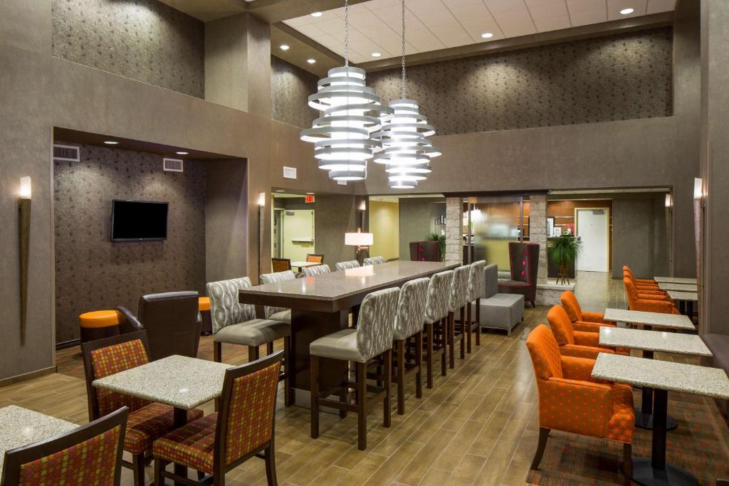 Hampton Inn & Suites Austin Cedar Park-Lakeline Image