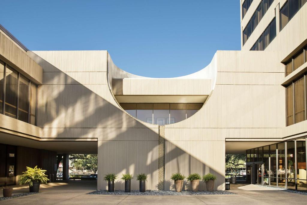 Hilton University of Houston Image