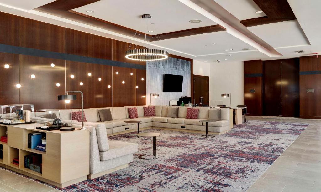Hilton University of Houston Image