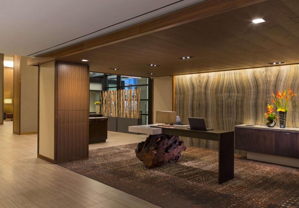 Grand Hyatt Denver Image