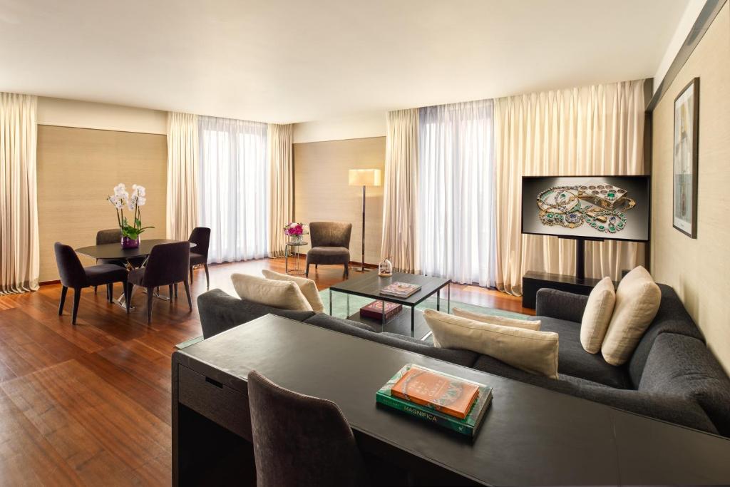 Bulgari Hotel London Image