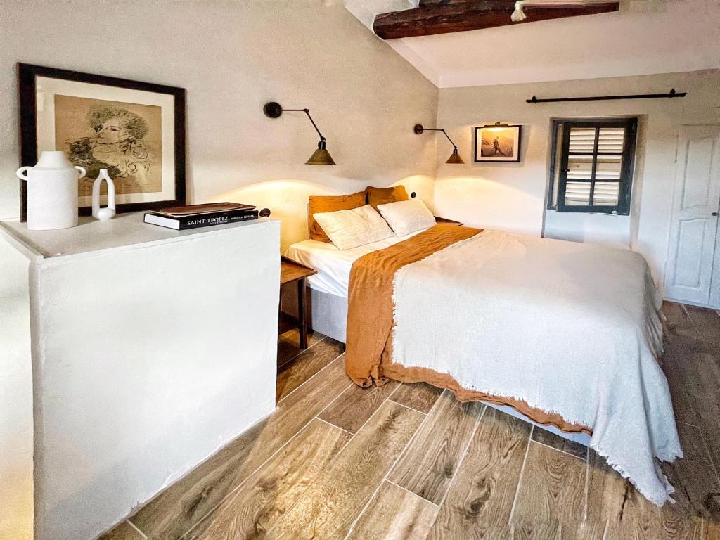 MAISON DES SARRASINS 6