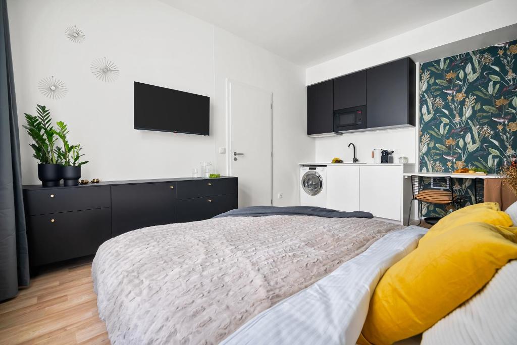 Enjoy Downtown Boutique Apartments #13 by goodnite cz 4