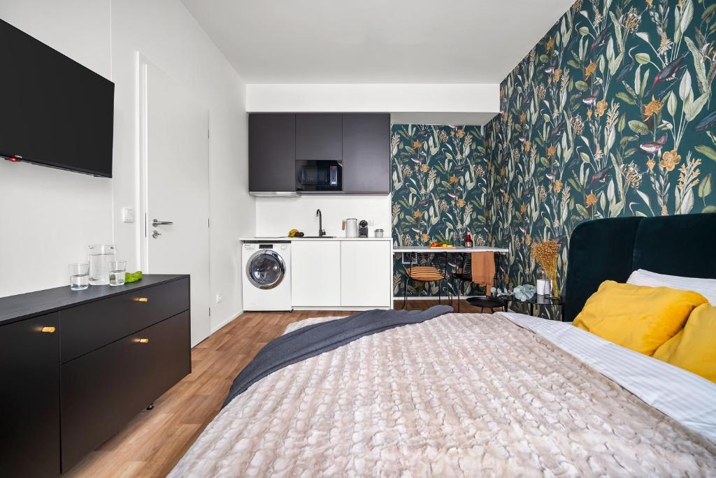 Enjoy Downtown Boutique Apartments #13 by goodnite cz 5