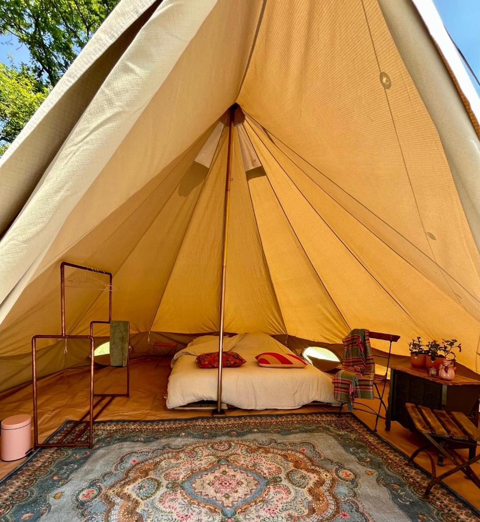 Photo de la galerie de l'établissement Le Brasseur Logements - Tents, à Saint-Caprais