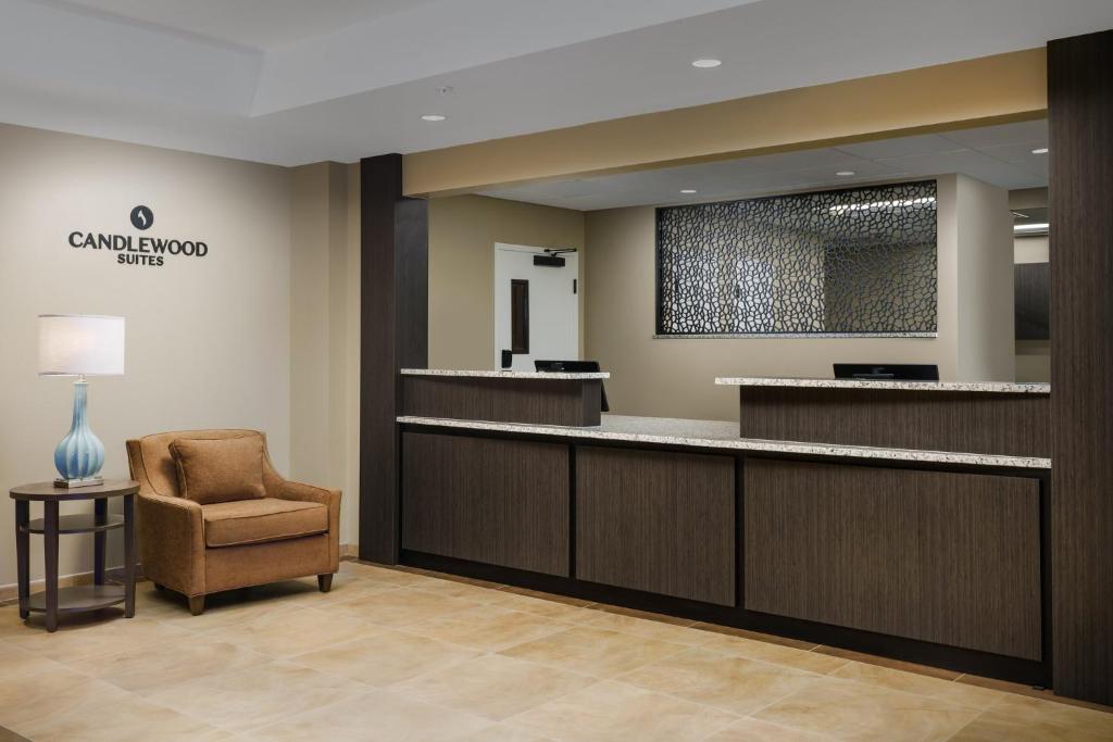 Candlewood Suites - Orlando - Lake Buena Vista, an IHG Hotel Image